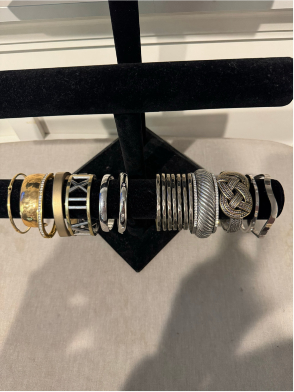 Women's Unbranded Lot of 12 piece Bangle Cuff Bracelet Set Silver and Gold